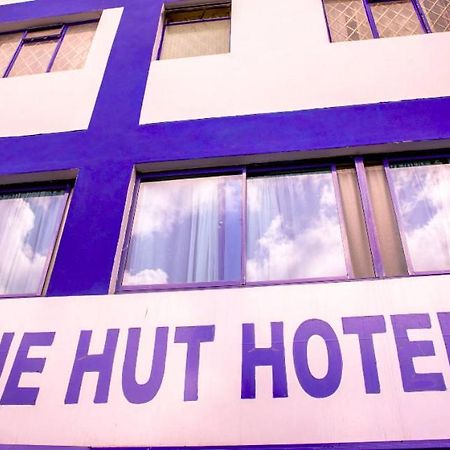 Blue Hut Hotel Найроби Екстериор снимка