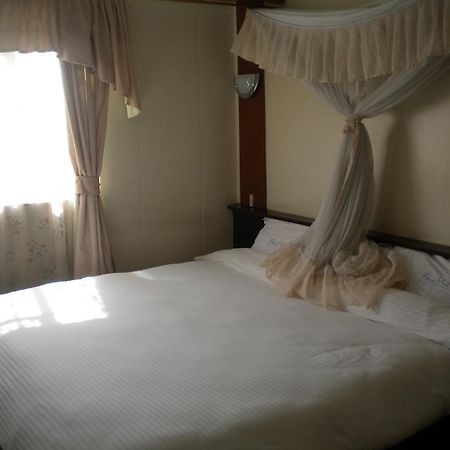 Blue Hut Hotel Найроби Стая снимка