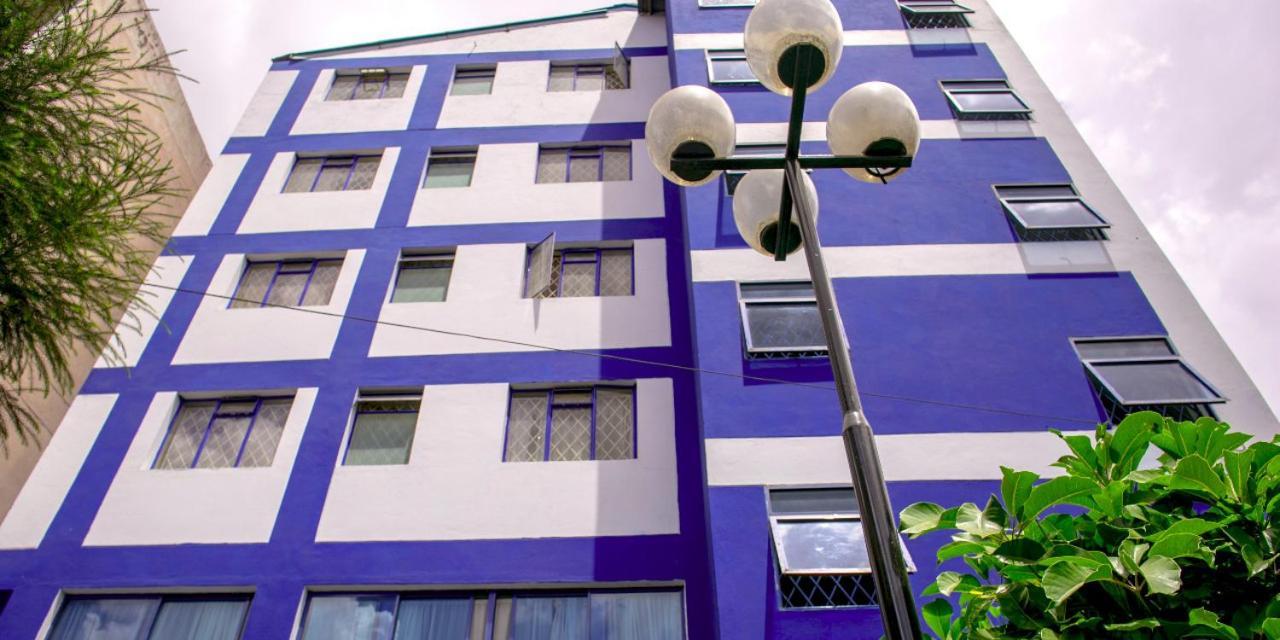 Blue Hut Hotel Найроби Екстериор снимка