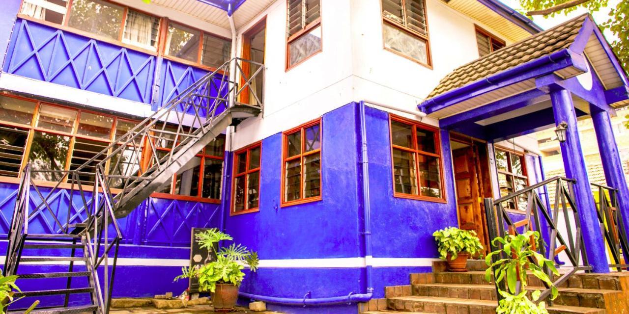 Blue Hut Hotel Найроби Екстериор снимка